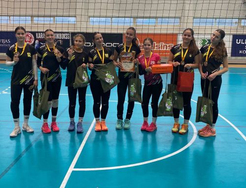 Ulbrokas kausa izcīņā U15 volejbolistēm bronzas godalgas