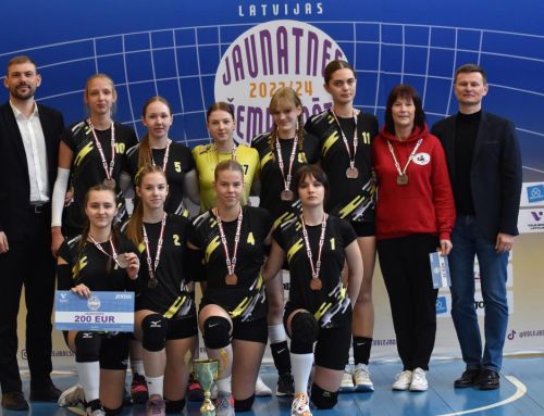 U-17 grupas volejbolistēm bronza Latvija Jaunatnes čempionātā