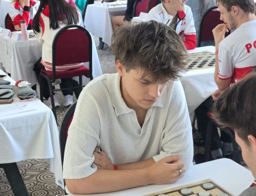 Pasaules čempionātā jauniešiem 100 lauciņu dambretē Klāvam Norenbergam – sudrabs