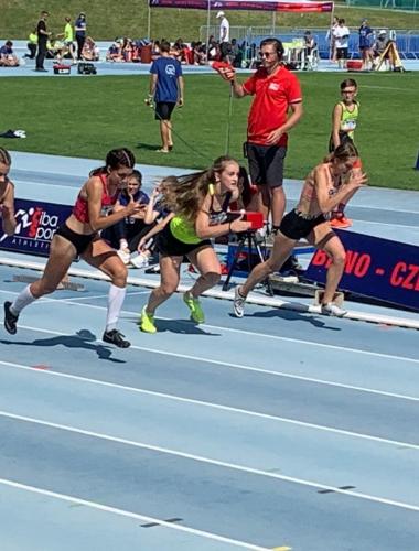 804978e5-5024-4132-9a77-3b9f858536e7