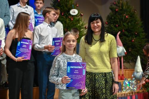 183329decembris-10-2025