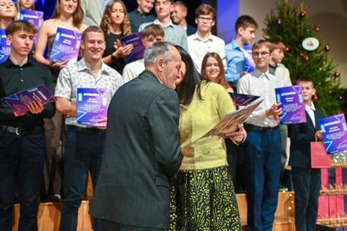 183746decembris-10-2025