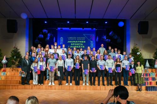 183827decembris-10-2025