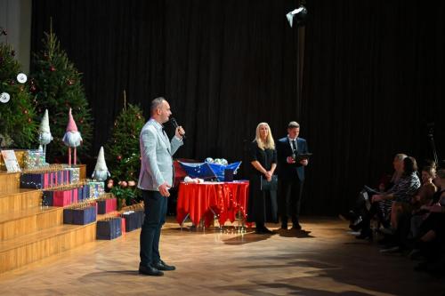 184255decembris-10-2025