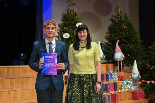 185148decembris-10-2025