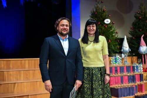 185235decembris-10-2025