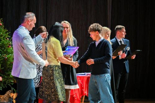 185750decembris-10-2025