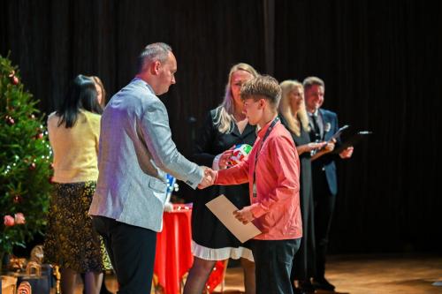 185933decembris-10-2025