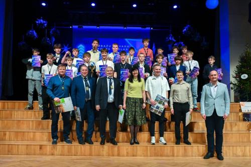 190329decembris-10-2025