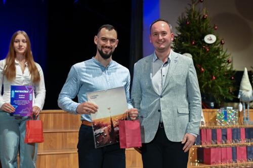 190843decembris-10-2025