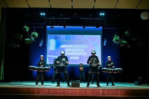 192915decembris-10-2025