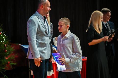 193830decembris-10-2025