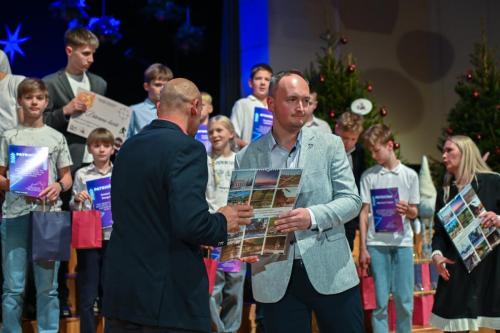 194606decembris-10-2025