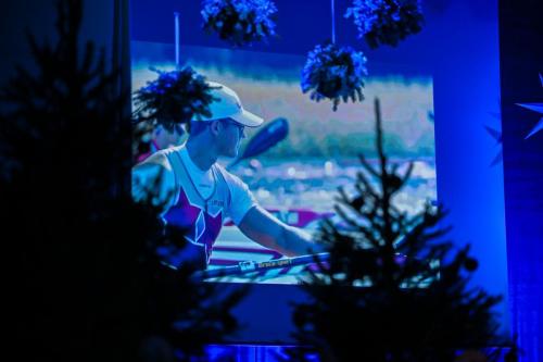 195122decembris-10-2025