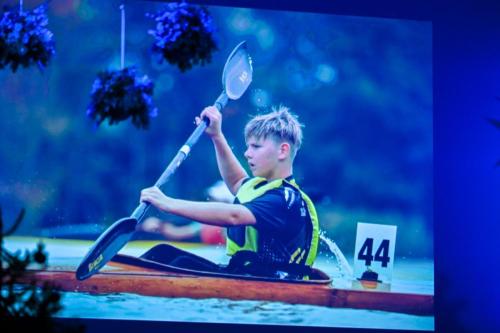 195201decembris-10-2025