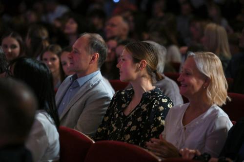 202433decembris-10-2025