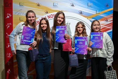 204443decembris-10-2025