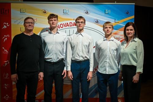 205615decembris-10-2025