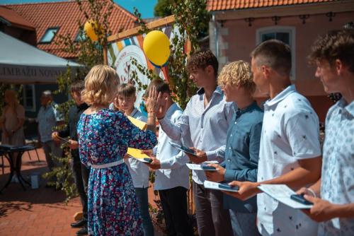 13140518dsc 7727 (1) (1) (1)