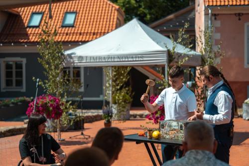 13142337dsc 5498 (1) (1) (1)