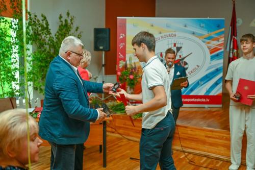 131652junijs-11-2025