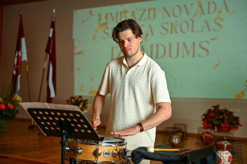 141149junijs-11-2025