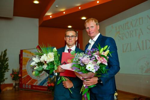 142421junijs-11-2025