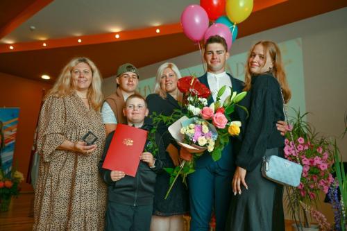 143246junijs-11-2025