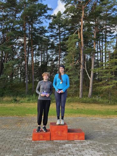 348d8a1b-82dd-4c1f-87ca-323a9fe2ca1f