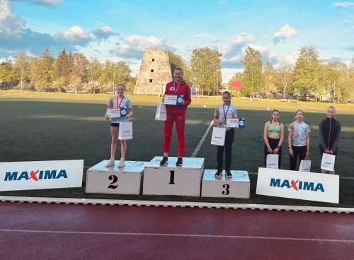 441606051 929007549022190 3013082353012640493 n