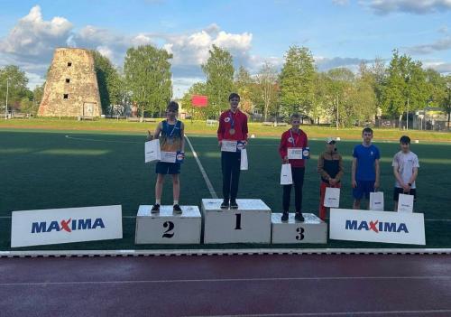 441673260 929007392355539 6537004321714086019 n