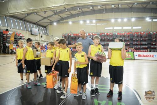 awarding ceremonies day6-146