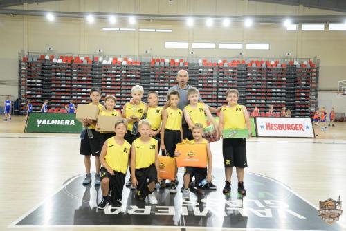 awarding ceremonies day6-149