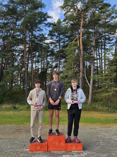 d3748a8e-3b4e-49ad-894a-a53c4f912253