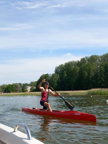 eeb91a0a-2705-4e5d-98e9-59f317e4ffb0