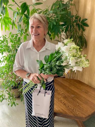 Pelnītā atpūtā dodas volejbola trenere Mārīte Sakārne