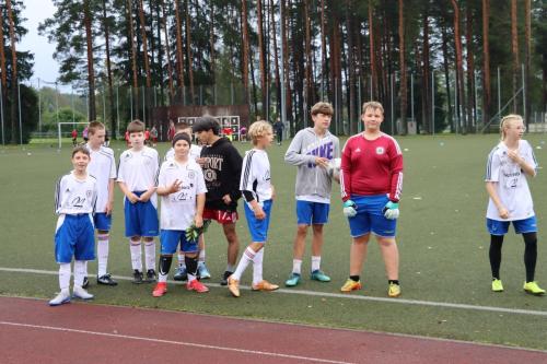 ln-skolu-futbols-staicele-2025-09-18-008