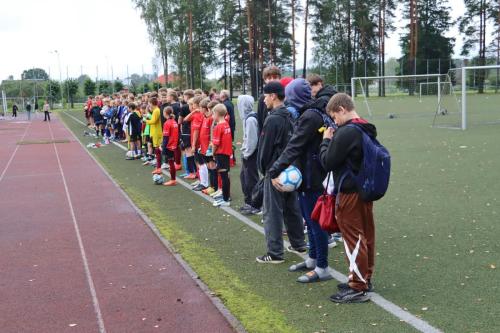 ln-skolu-futbols-staicele-2025-09-18-020