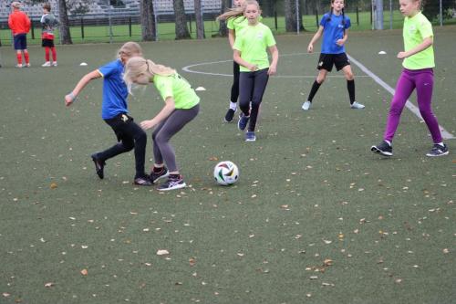 ln-skolu-futbols-staicele-2025-09-18-056