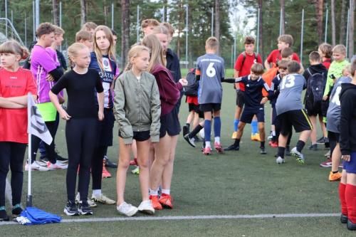 ln-skolu-futbols-staicele-2025-09-18-120