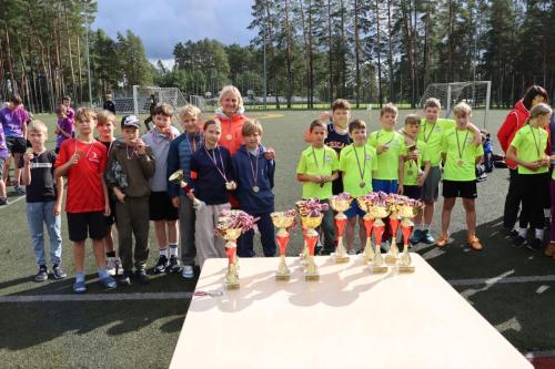 ln-skolu-futbols-staicele-2025-09-18-157