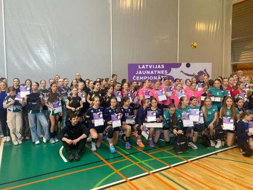 whatsapp-attels-2025-04-15-plkst.-20.27.58 24360a07