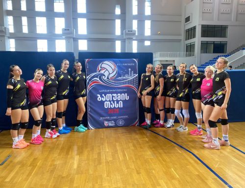 Ar lieliskām emocijām no turnīra Batumi atgriezušās U16 volejbolistes